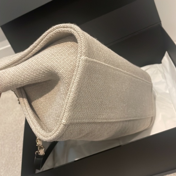 chanel bag - Picture 3 of 4